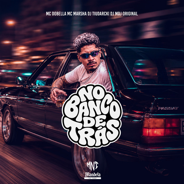 No Banco de Trás