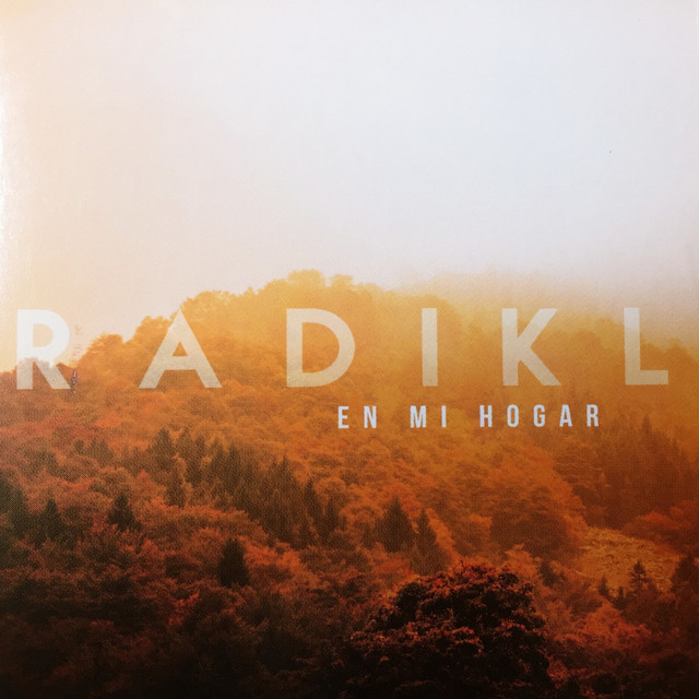 En Mi Hogar cover art