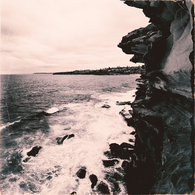 Portada de Feather Falling, Vol. 4 (Instrumentals)