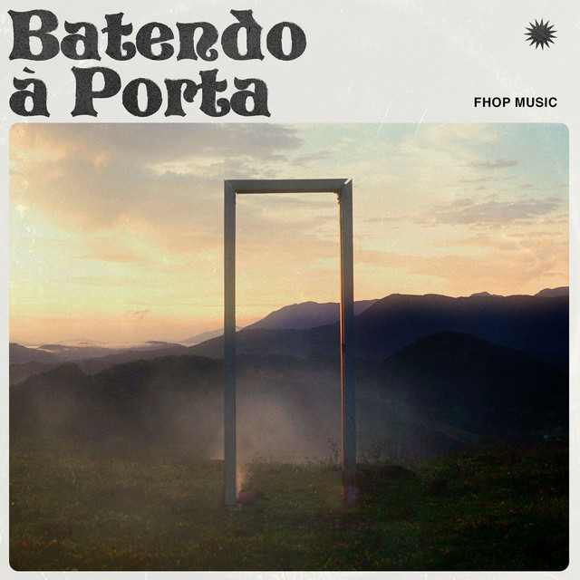 Batendo à Porta