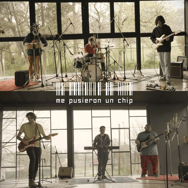 me pusieron un chip (En Vivo) cover art