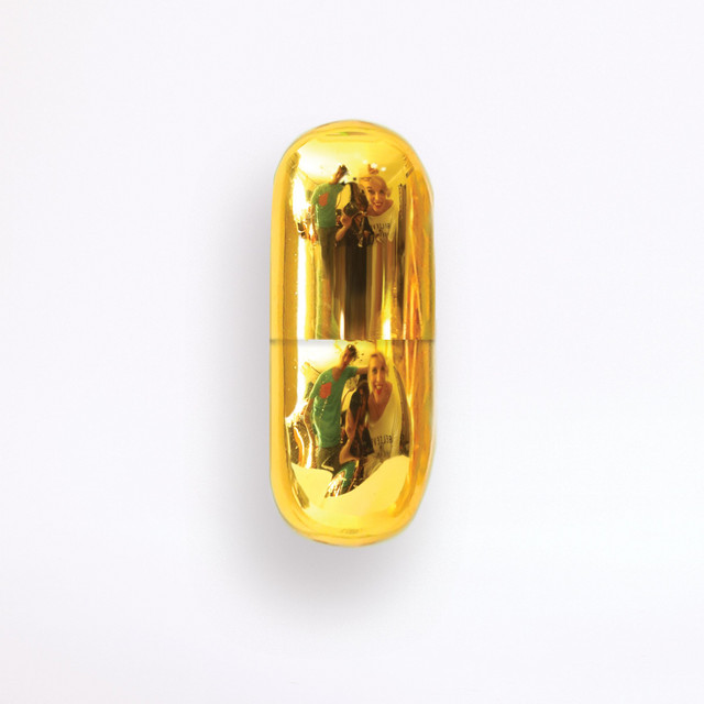 Living In The iWorld cover art