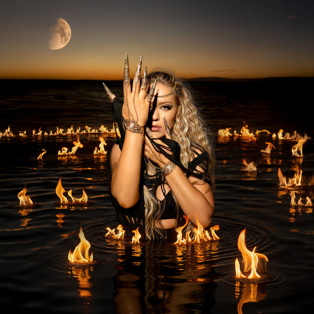 Обкладинка: Ready for the Flames — Linata