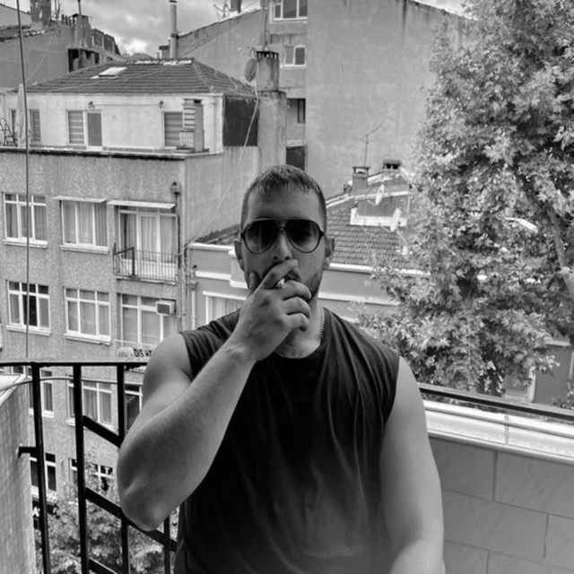 Kafamı Kır