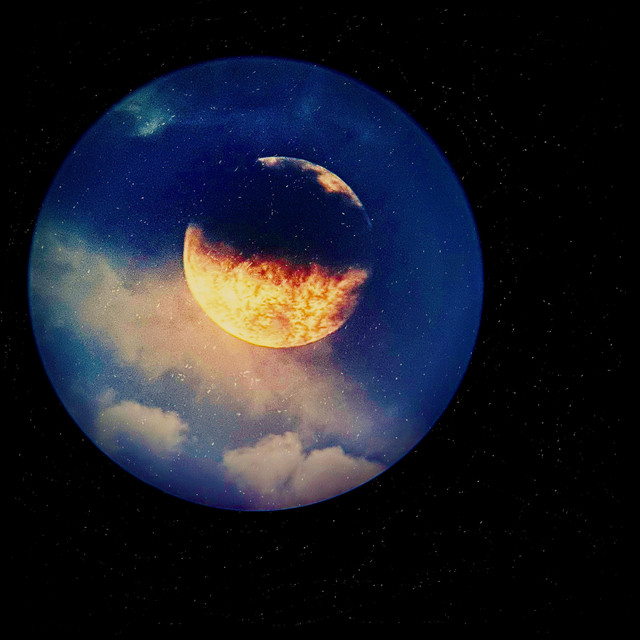 Dos Lunas album image