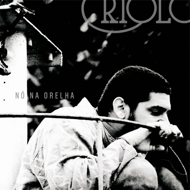 Nó na Orelha cover art
