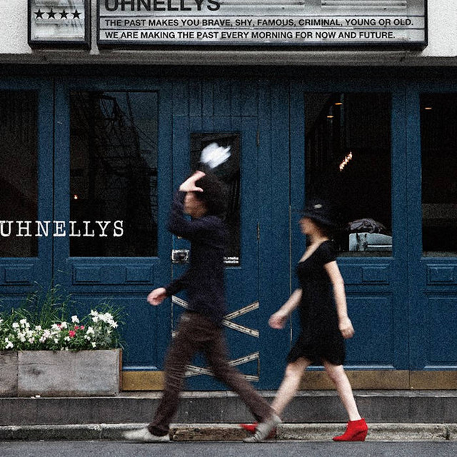 UHNELLYS cover art