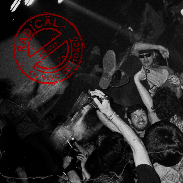 RADICÄL (En Vivo Moscú) cover art