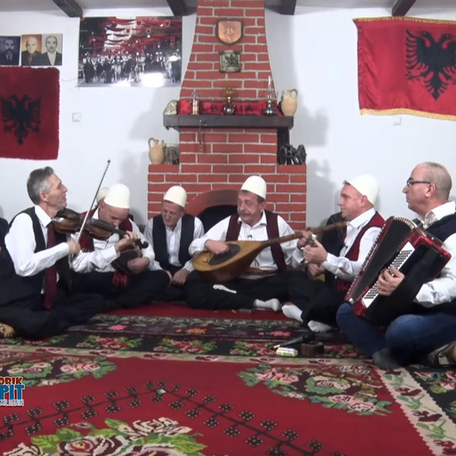 Rapsodi Te Zgjedhur cover art
