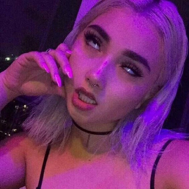i see red (slowed & reverb) - Slowed