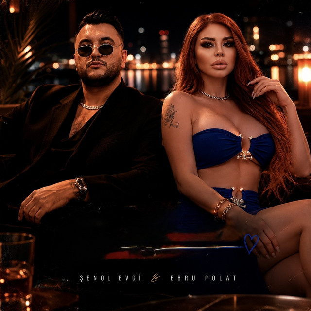 Çok Yapmacık cover