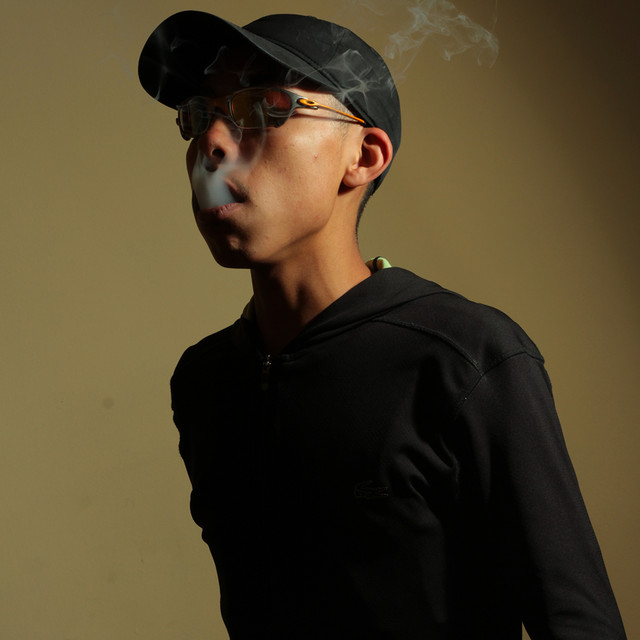 DJ Danilinho Beat, DJ PK3, Mc Magrinho & Executivo Records - Senta na Cabecinha (feat. MC GW)