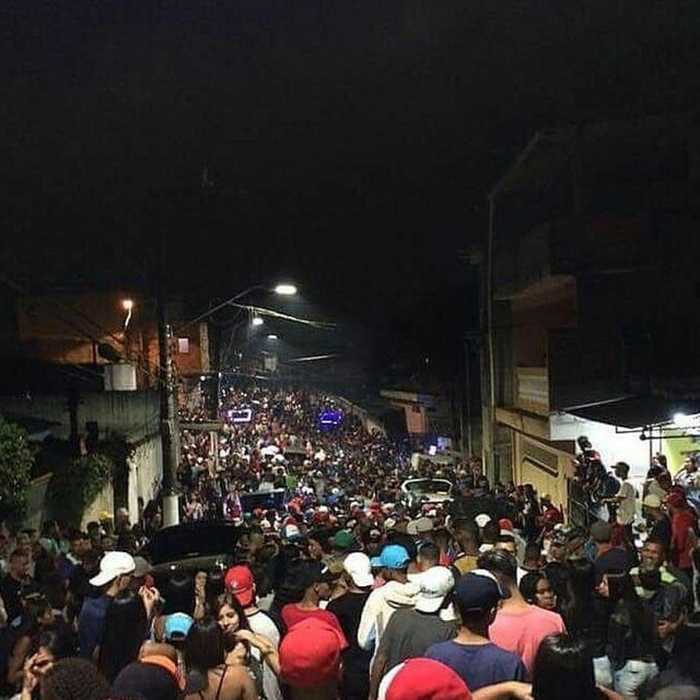 ESSA PIRANHA JÁ TA EMBRAZADA