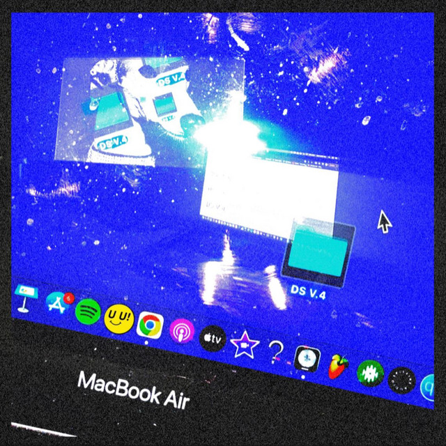 DS V.4 cover art