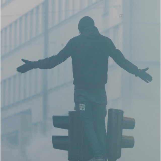 DA-VISION artwork