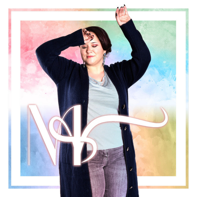 Pochette de l'EP « MV » de Magalie VAÉ, sorti en 2023 chez Song Event France, 5 titres