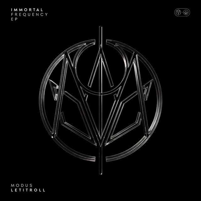 C'MON cover