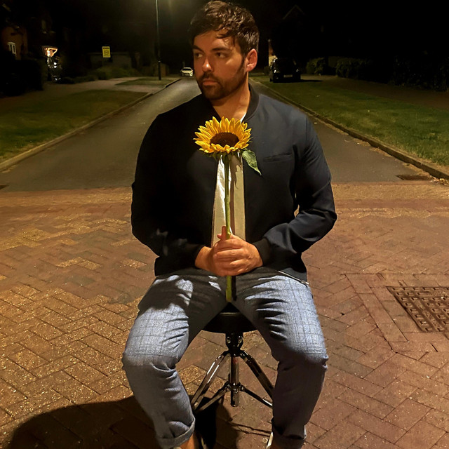 She Knows - Single by Robbie Mac | Spotify
