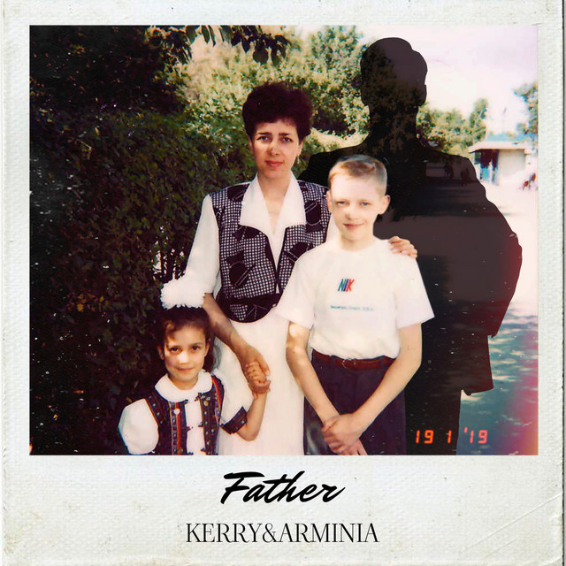 Albumhoes: Father