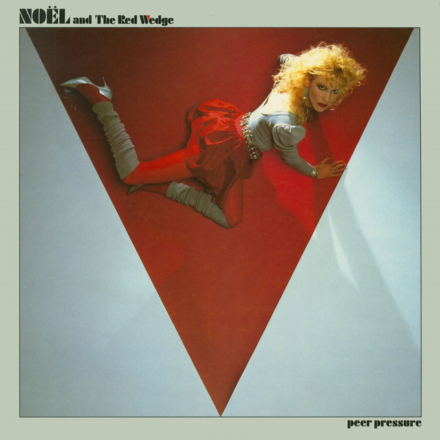 Noël and the Red Wedge Photo