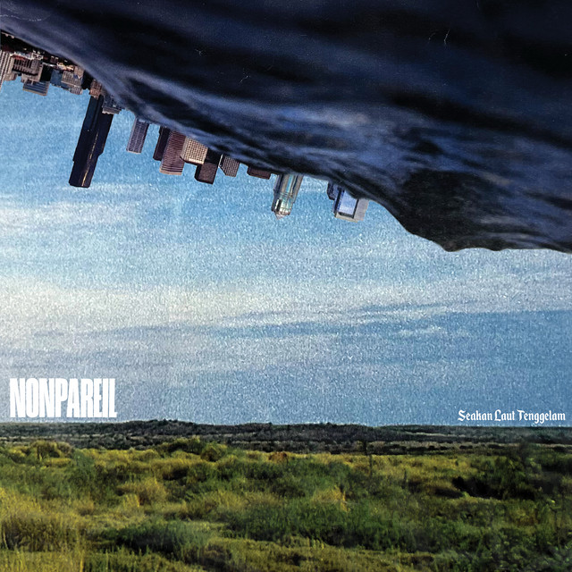 Seakan Laut Tenggelam cover art