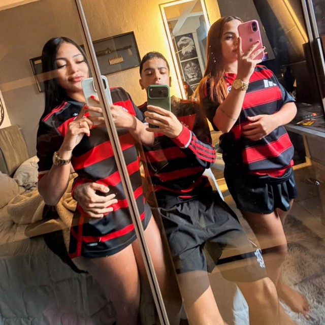 TU ME CHUPA ME LAMBE x VOU CONVOCAR AS AMIGAS