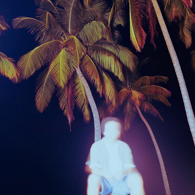 LUMINISCENTE cover art