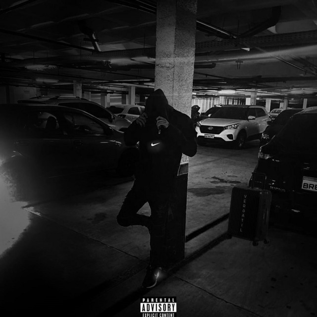 Versátil cover art