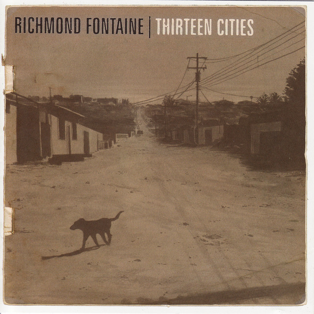 Omslag för Thirteen Cities av Richmond Fontaine