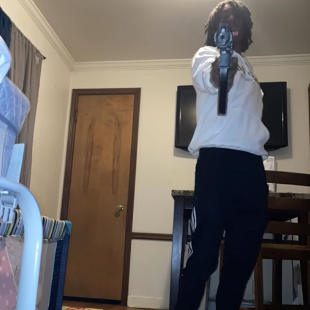 Mo P.