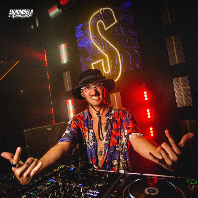 Ela <3 Hardtechno album image