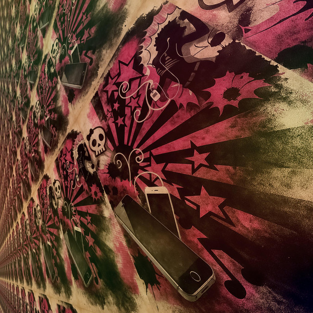 Cover art: VINTAGE VIBE — axia