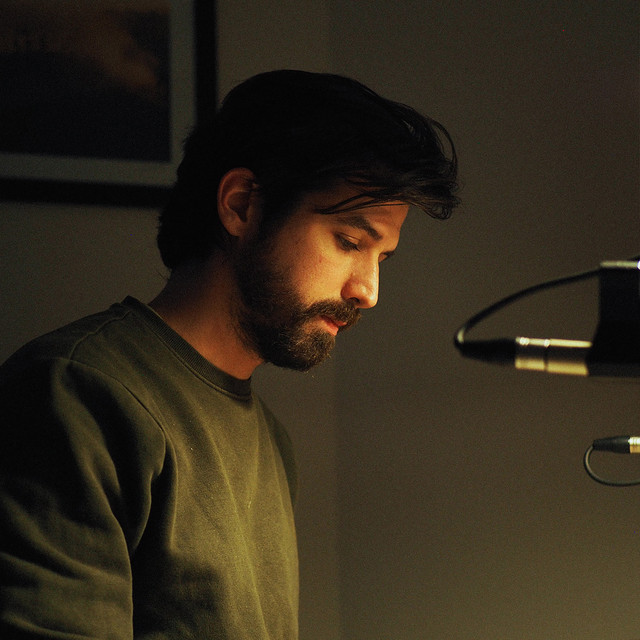 Home in Fragments – Simon André