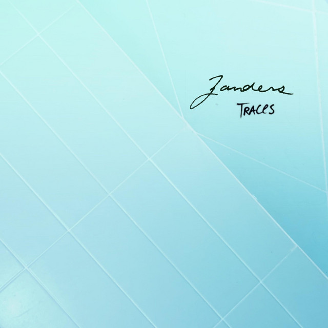 Traces cover art