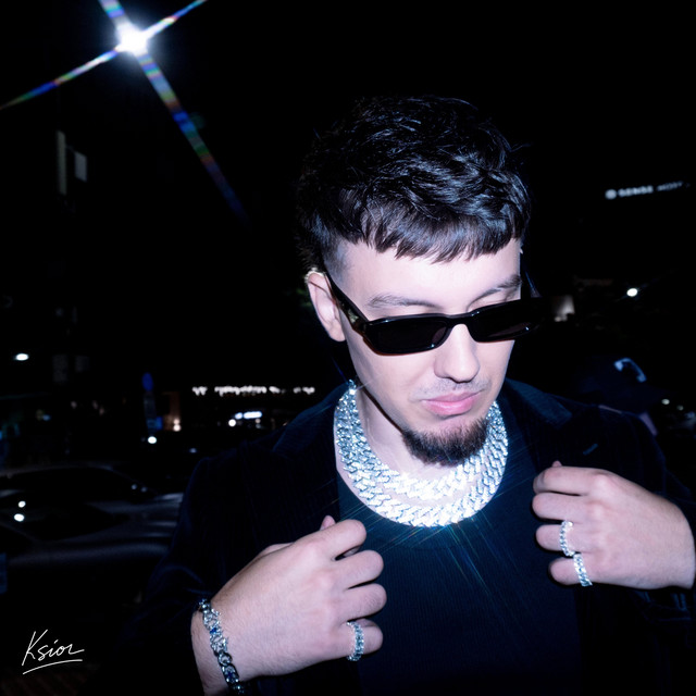 LUCKY BOY cover art