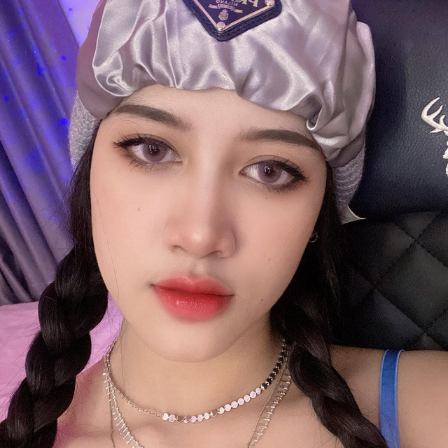 DJ Hana Lux