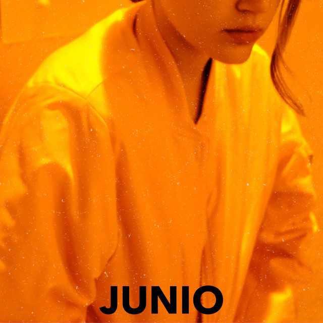 Junio - Acoustic