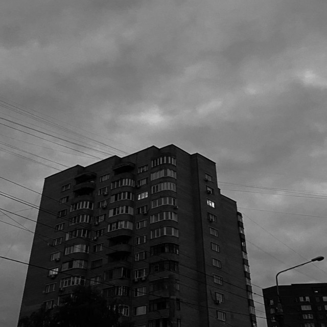 В полной тьме