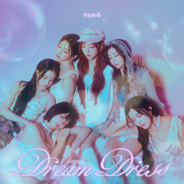 Capa de Dream Dress - tripleS