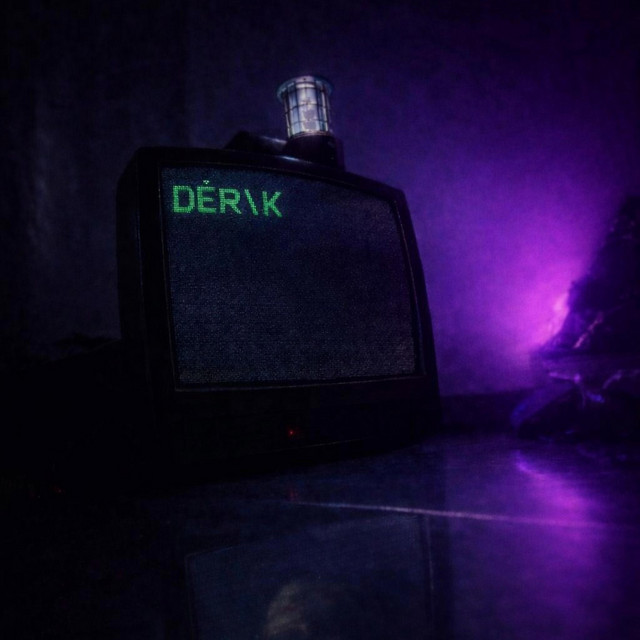 DËR\K