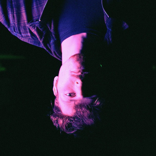 DARK ROOM - Single by LH | Spotify