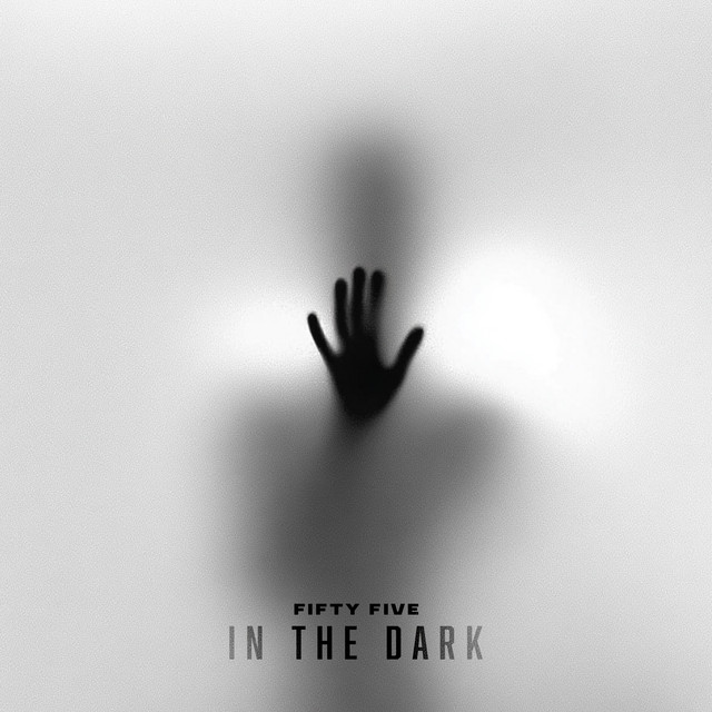 Pochette du titre In The Dark