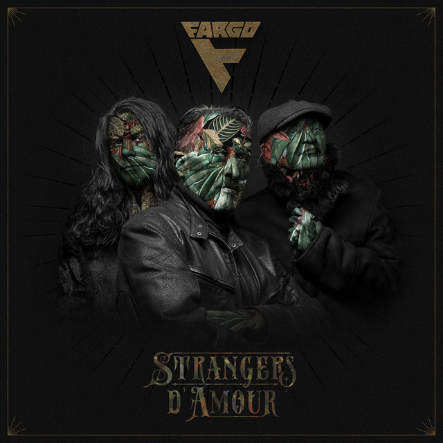 Strangers D´Amour