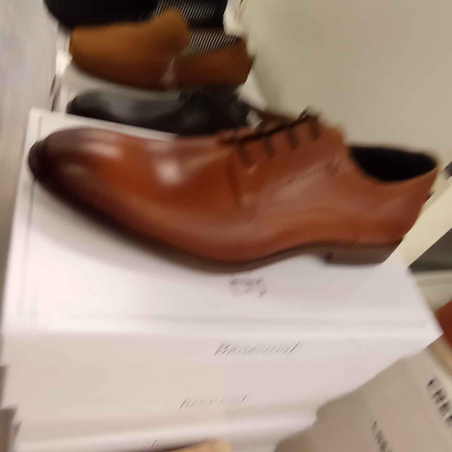 Empty shoebox cover art