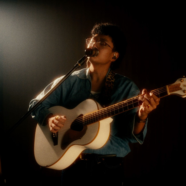 Abadi - Acoustic