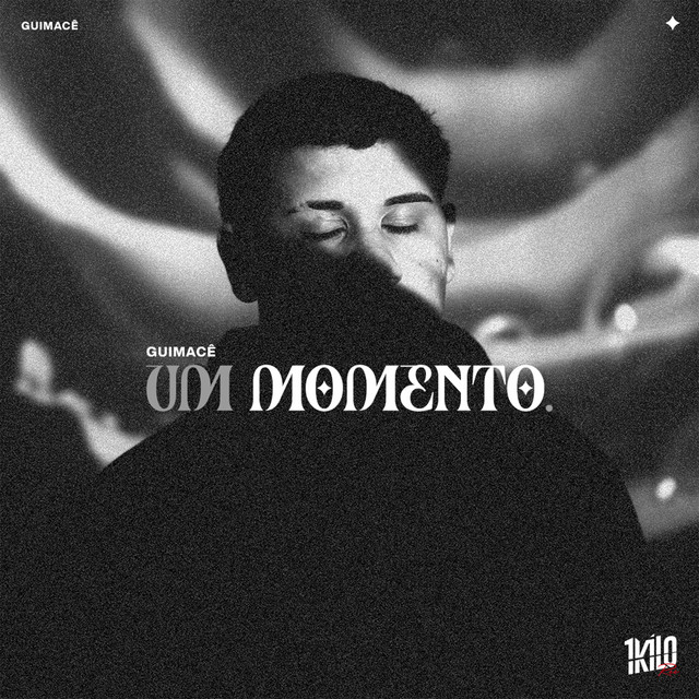 Um Momento album image