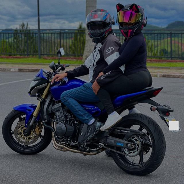 Rolezinho de Hornet