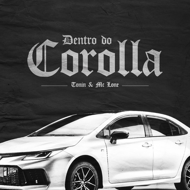 Dentro do Corolla