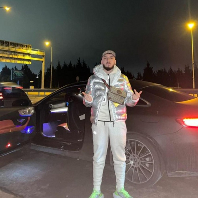 neden mi güvendigim bi' kadin yok?