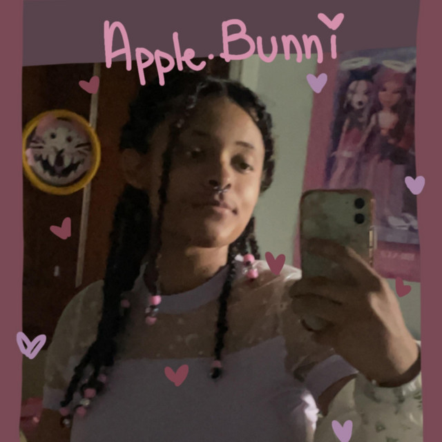 Apple.B Photo